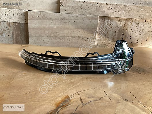 AUDİ A4 A5 Sağ Dış Ayna Sinyali Sıfır Yan Sanayi 8W0949102