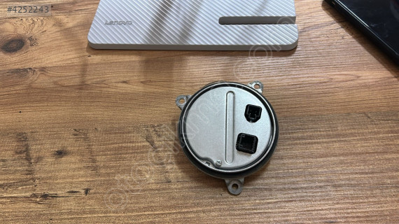 NİSSAN NAVARA FAR BEYNİ ORJİNAL