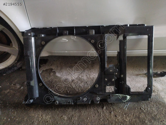 Renault Megane ön panel