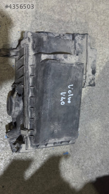 VOLVO V40 hava filtresi kutusu