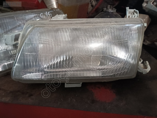 Toyota corona sol ön far