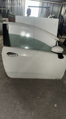Fiat Punto Sağ Arka Kapı - Beyaz, Hatasız ve Tek Parça