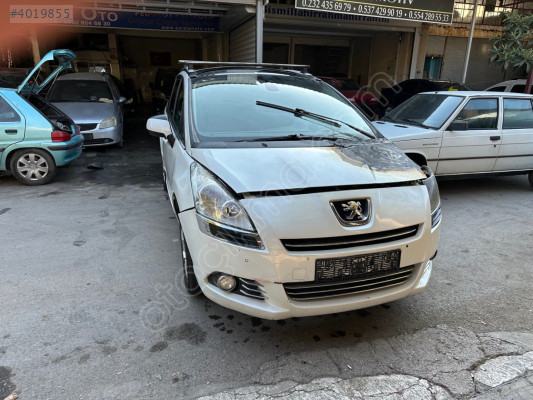 Peugeot 3008 motor Travers