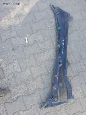 FİAT FİORİNO CAM ÖN IZGARA BAKALİTİ