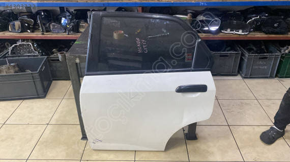 HONDA CİTY SOL ARKA KAPI
