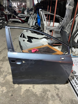 2019 2023 Toyota corolla çıkma ön sağ kapı