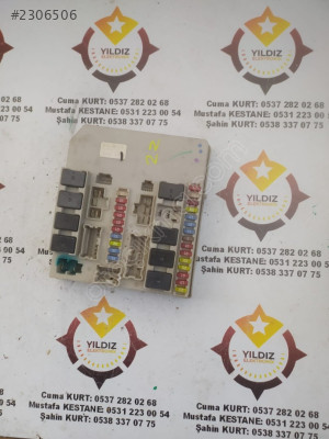 RENAULT CLIO CIKMA SIGORTA KUTUSU 456181D