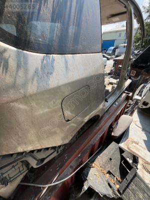 DACİA LODGY DEPO KAPAĞI