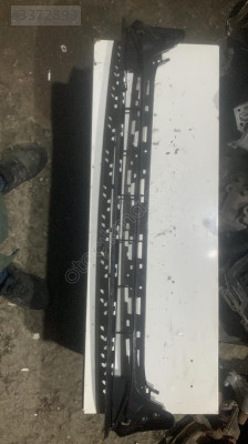 4K0807683 audi a6 ön tampon arka ızgara