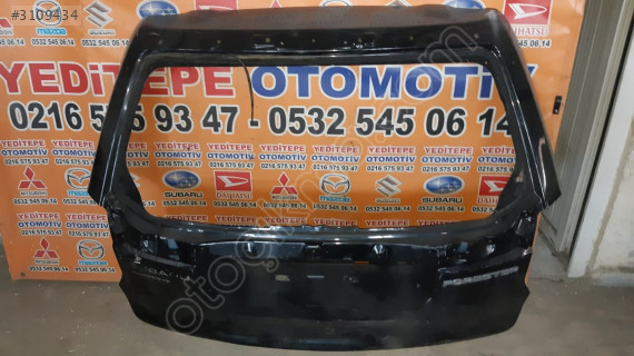 subaru forester bagaj kapağı
