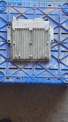 Twingo çıkma motor beyni 1996-2002 Oem: 7700108455