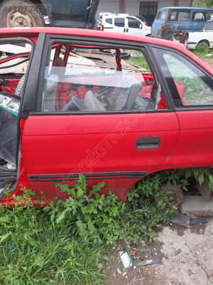 Opel Astra F sol arka kapı