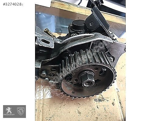 FOCUS MAZOT POMPASI 1.6 HDİ EURO 4 FORD 0445010102