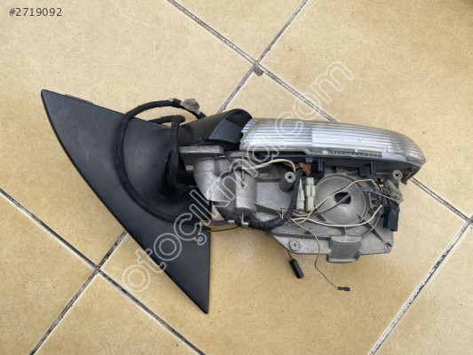 VW TOUAREG SAĞ AYNA GÖVDESİ 2003/2009