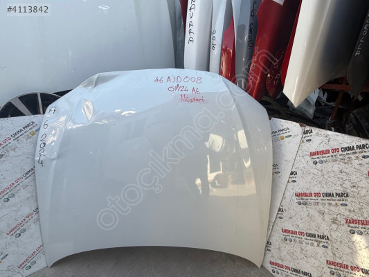 Audi a6 motor kaputu (çıkma hasarlı)