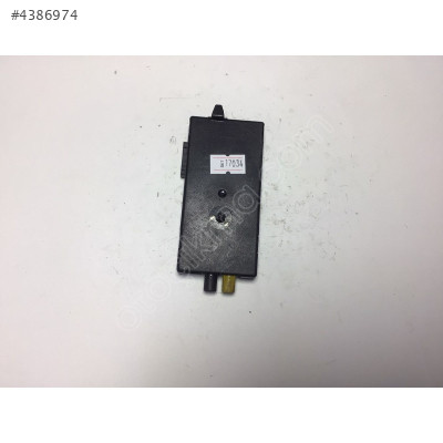 BMW 3 Serisi F30 Anten Amplifikatörü AV923117506 10859410