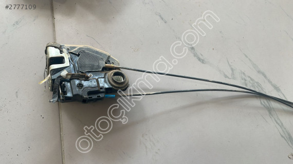 2006-2012 MODEL TOYOTA AVENSİS ORJ ÇIKMA KAPI KİLİDİ A046693