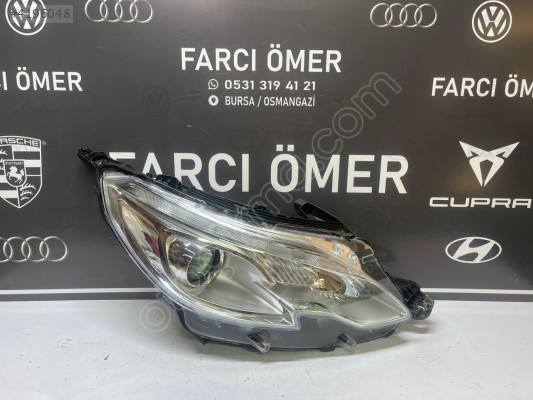 PEUGEOT 2008 SAĞ ÖN FAR ORJİNAL MERCEKLİ
