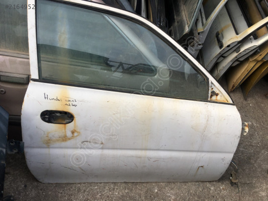 Hyundai Accent 1998 (Tek Kapı) Sağ Kapı Döşemesi