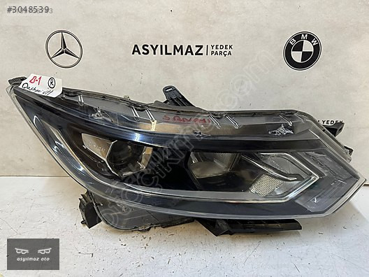 NİSSAN QASHQAİ SAĞ FAR ORJİNAL 26010-HV00A