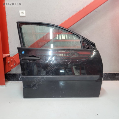 RENAULT MEGANE 2 ORİJİNAL ÇIKMA SAĞ ÖN KAPI