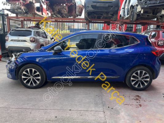 Renault Clio 5 Sol Marşpiyel Sacı Kesme (Demir Mavi) 764617378R