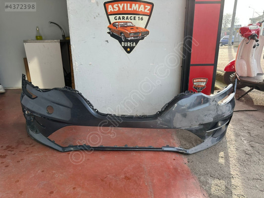 MEGANE 4 MAKYAJLI ÖN TAMPON ORJİNAL BOYAYA HAZIR