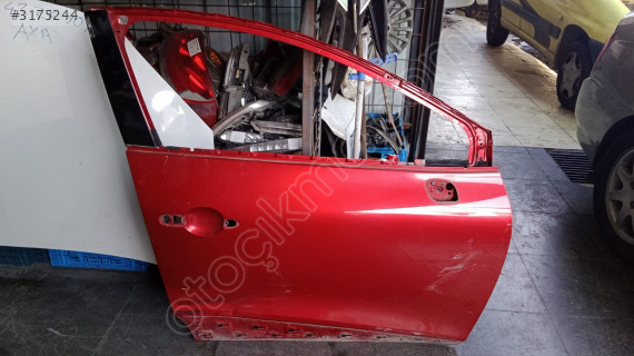 Renault Clio4 sağ ön kapı orijinal 50€