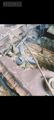 Hyundai Excel 1.5 motor kulağı sağ