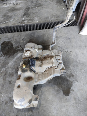 Megan 4 1.3 Benzinli Benzin Deposu