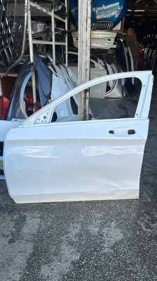 Mercedes w205 sol ön kapı