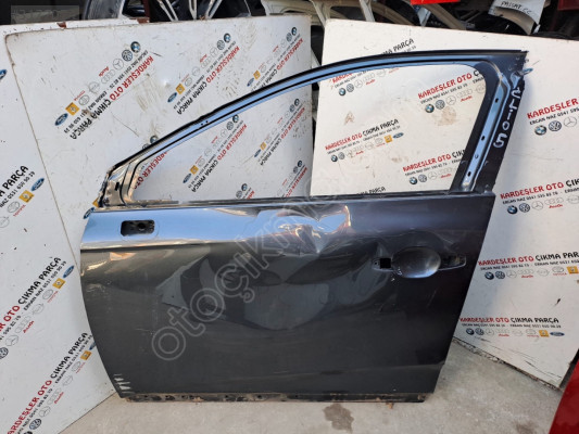 Renault Clio 5 sol ön kapı (az hasarlı) 2020 24