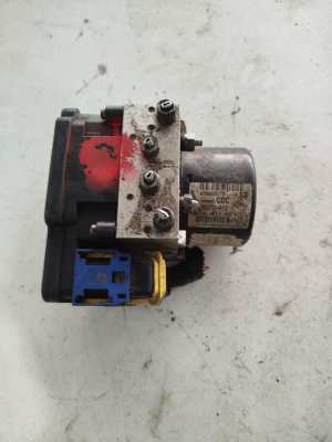 RENAULT FLUENCE ABS BEYNİ 476602272R