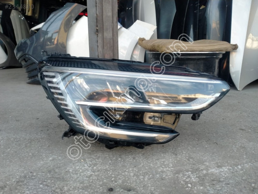 MEGANE 5 İCON SAĞ FAR