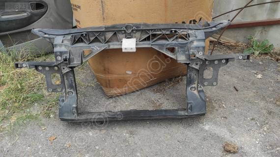 SEAT LEON ÖN PANEL  YAN SANAYİ SIFIR