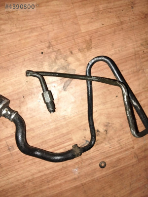 Laguna 1 Volvo motor direksiyon yağ kabı borusu