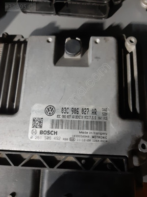 03C 906 027 AR- 0261 S06 492 VW GOLF MOTOR BEYNİ