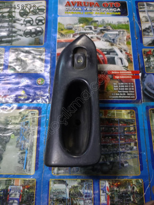 Laguna 1 sol arka kapı cam açma düğmesi ve kapı asılma plastiği