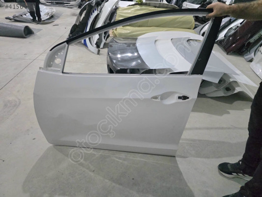 2012/2016 HYUNDAİ İ30 BEYAZ SOL ÖN KAPI ORJINAL GÖÇÜKLÜK