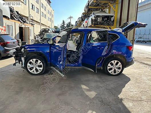 Orijinal Çıkma SEAT ATECA Sağ Ön Far Ünallar Oto'da
