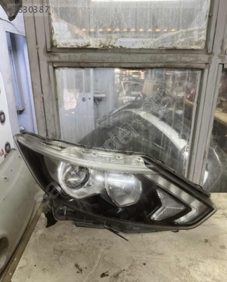 NİSSAN QASHQAİ SAĞ FAR EYUPCAN OTO'DA