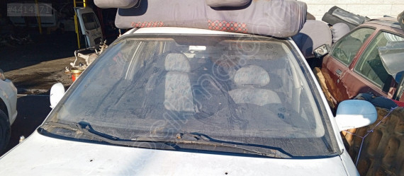 1998 Hyundai Accent yumurta kasa ön cam