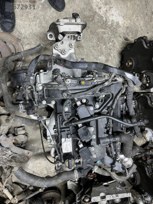 Ford Fiesta 1.0 Eco Bus çıkma hatasız motor