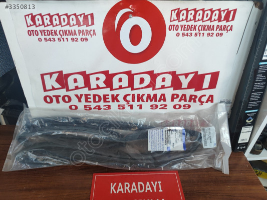 Hyundai Accent admira sol kapı fitil 8213025000