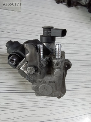 VOLKSWAGEN AUDI Mazot Pompası 0445010520