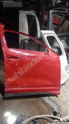 AUDI Q3 2018-24 SAĞ ÖN KAPI