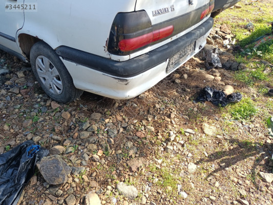 RENAULT R19 SEDAN ARKA TAMPON