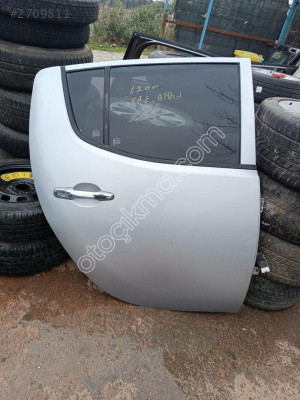 MİTSUBİSHİ L200 SAĞ ARKA KAPI