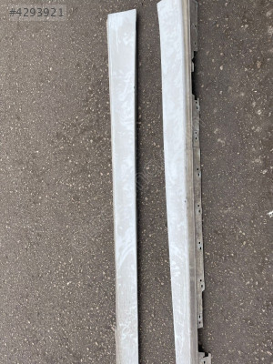 F30 luxury sağ-sol marşbiyel plastiği