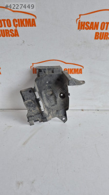 Sandero 2-II Sol Ön İç Şase davlumbazı 638312139R